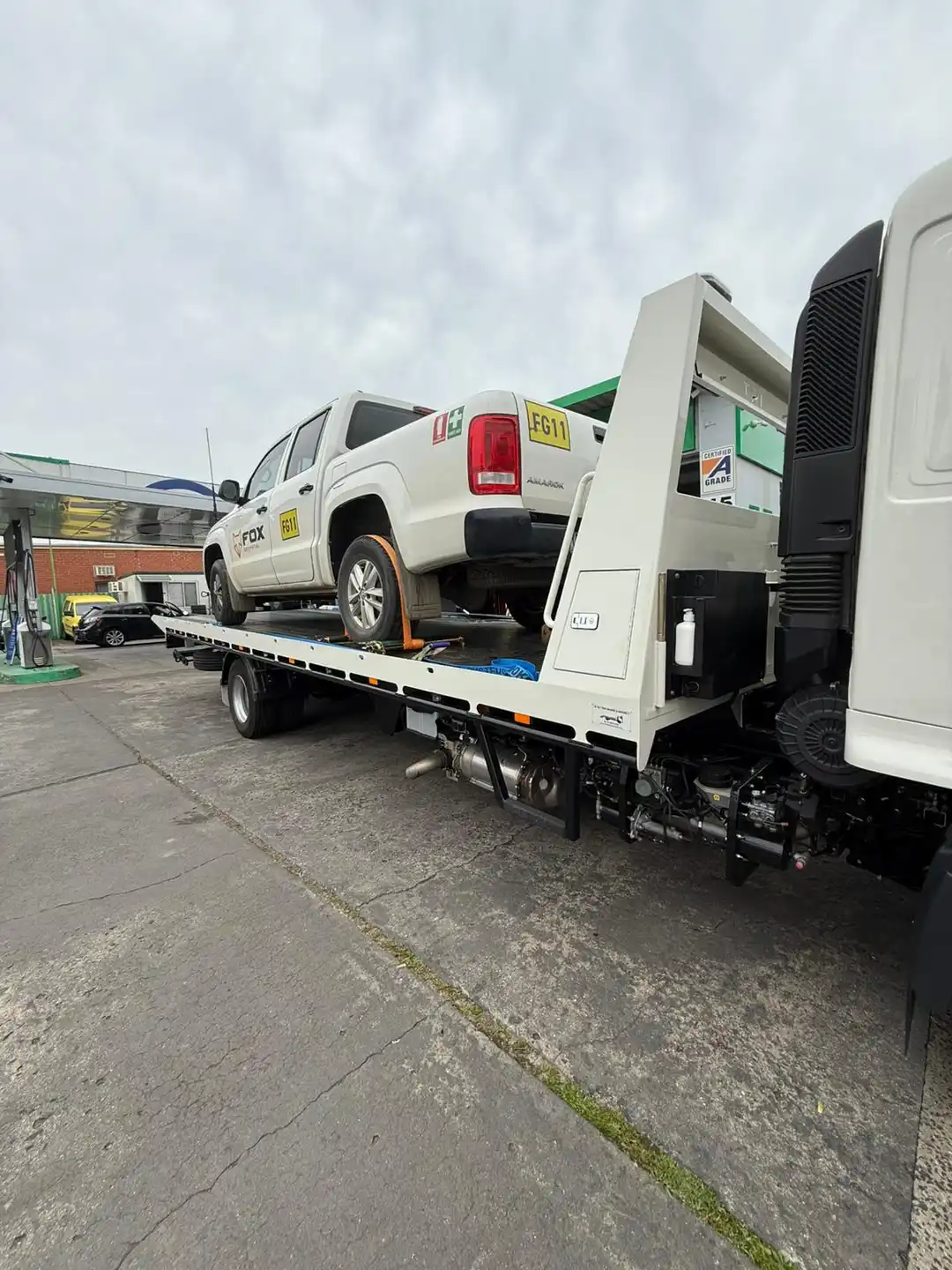 Shipping container transport